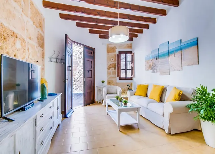 Charming Villa Near Beach In Alcudia